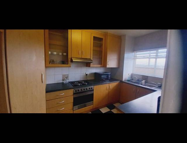 2 BEDROOM APARTMENT FOR SALE IN HUMEWOOD
